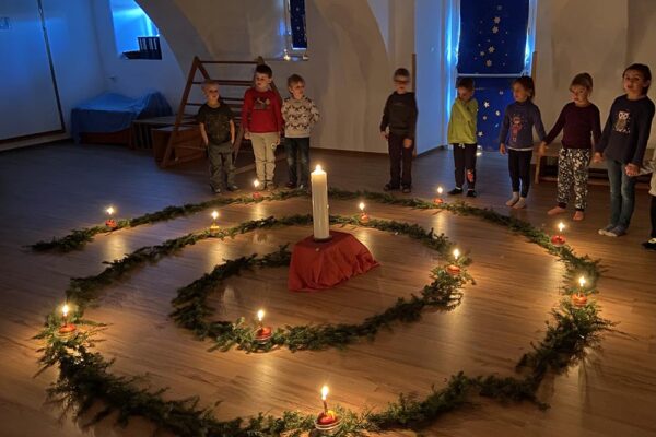 Wurzelkinder-Kindergarten_Adventgärtlein Kopie Wurzelkinder-Kindergarten_Adventgärtlein Kopie